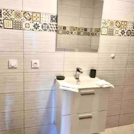 Apartamento Le St Apollinaire N°2-Ma Cabotte Meximieux Exterior foto